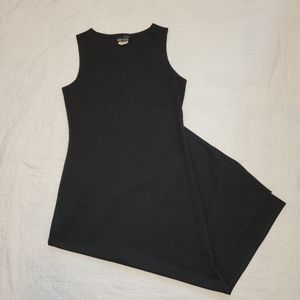 Medium little black dress with slits